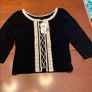🎾NWT Bloomingdale’s Inc 3/4 sleeve top